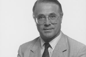 Mr. Hartmut Grossmann