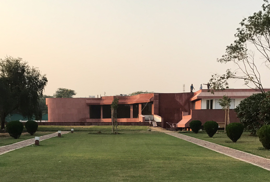 The new facility, which can accommodate hundreds, will be used to host camps, courses, and seminars for youth and young adults who are involved in efforts to improve their communities.