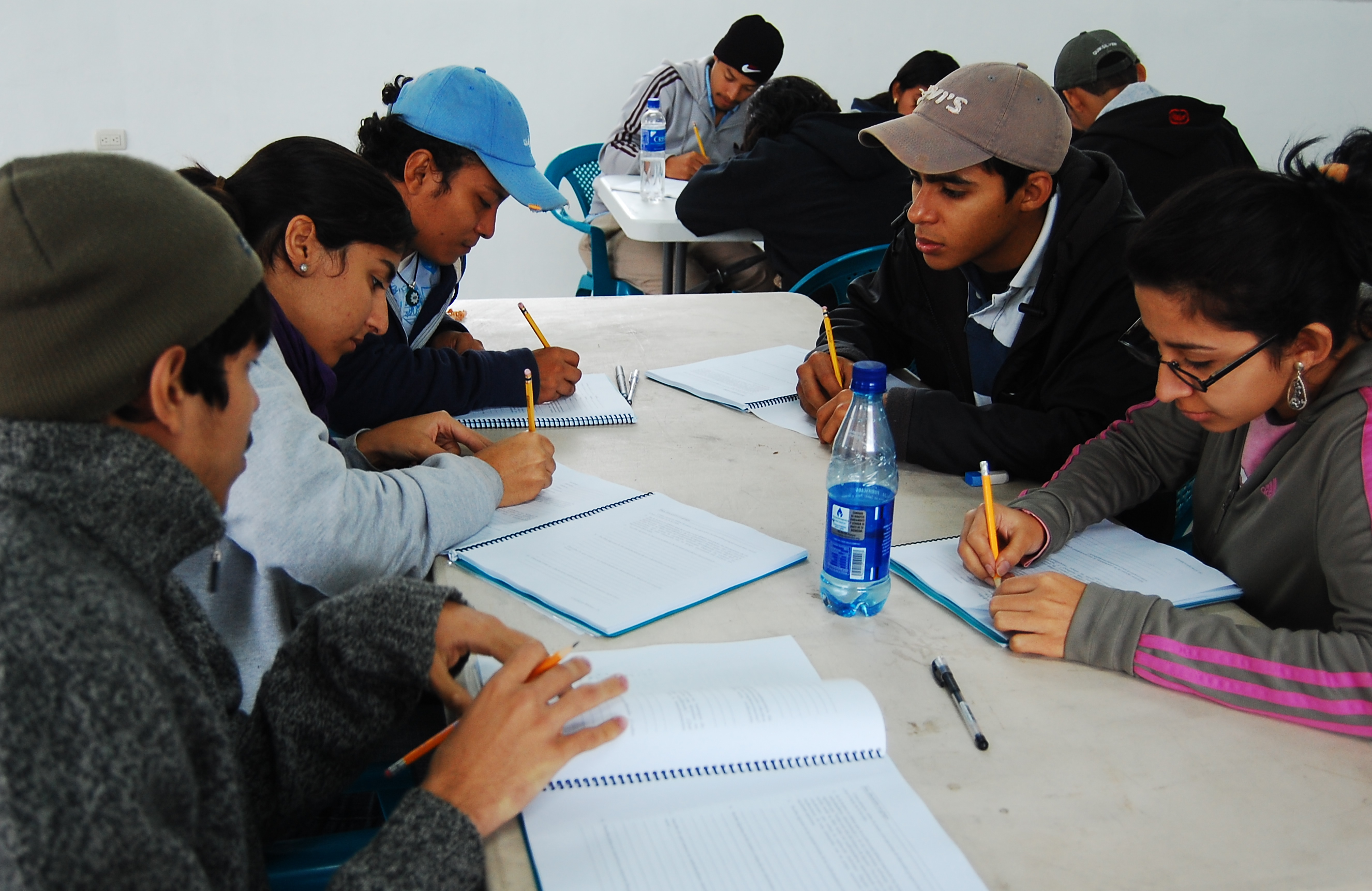 Costa Rica, El Salvador, Guatemala, Honduras, Mexico, and Nicaragua were represented among participants at the seminar in Honduras. (Photograph by Mahin Mobasher)