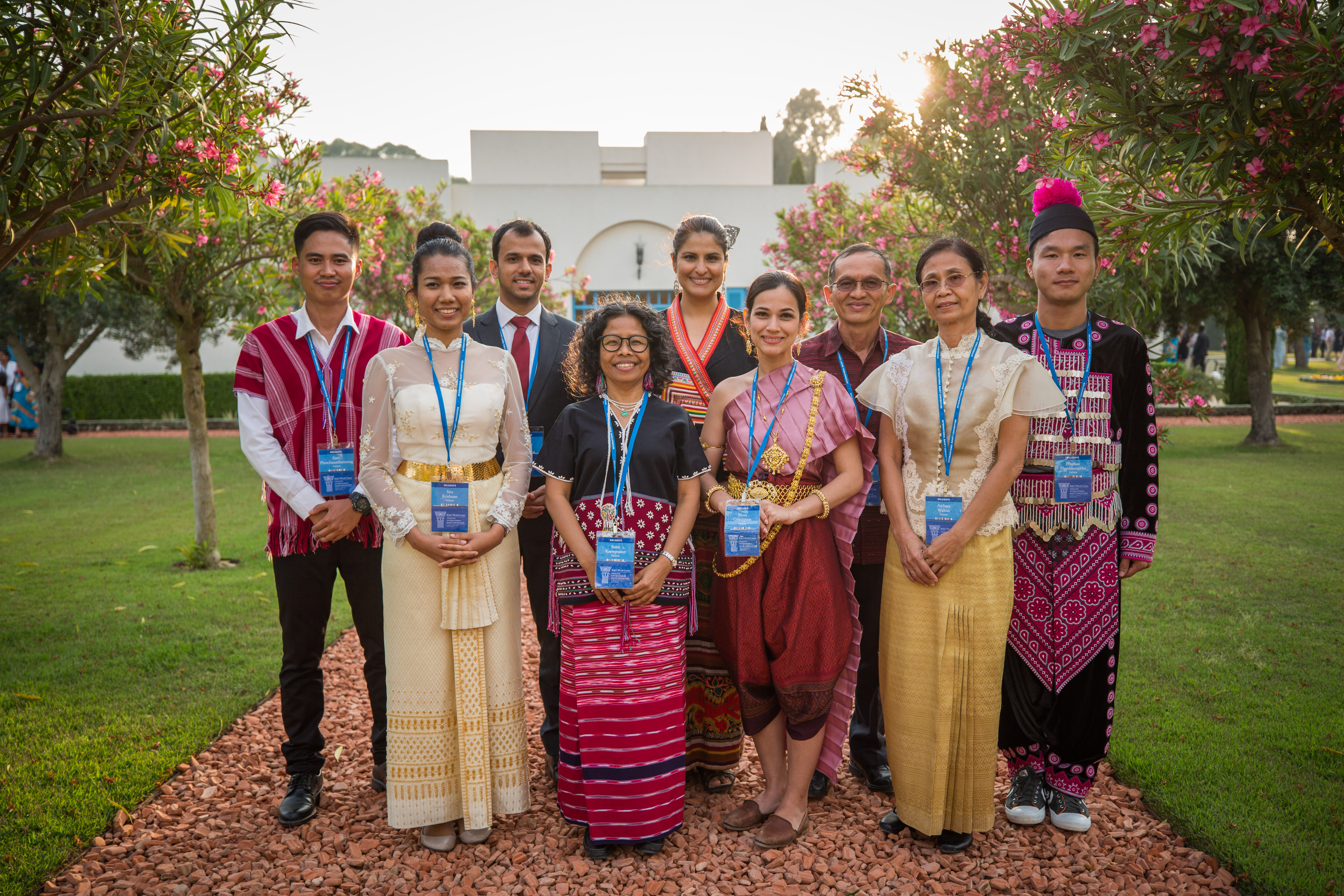 Miembros de la Asamblea Espiritual de Tailandia en Bahji