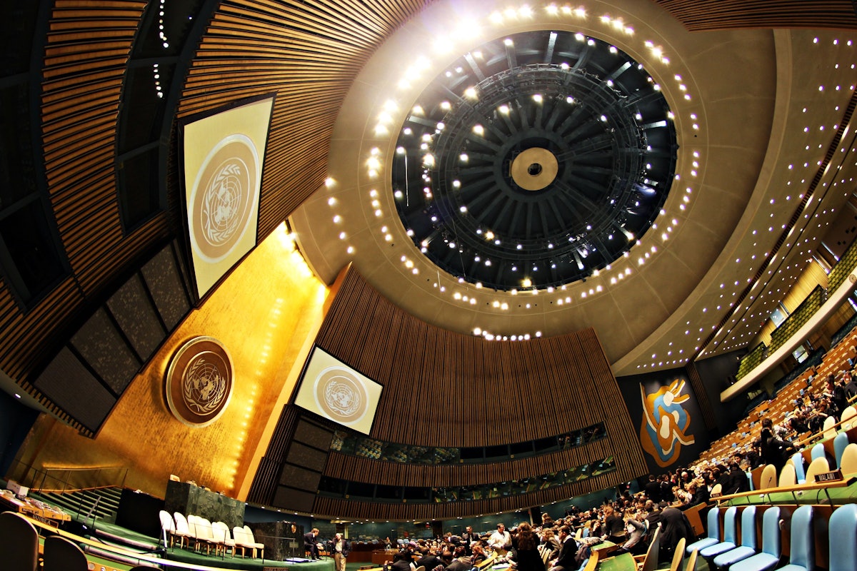 La proposition décrit un organe directeur international plus fort, basé sur les Nations unies. (Photo de Basil D Soufi, accessible via Wikimedia Commons)