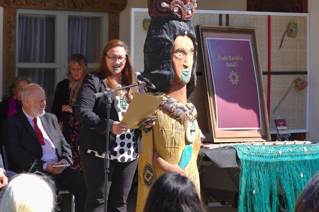Baha’i prayers translated into the Maori language were read at the event commemorating the release of the newly published Baha’i prayer book. Here, Huti Watson reads a prayer.