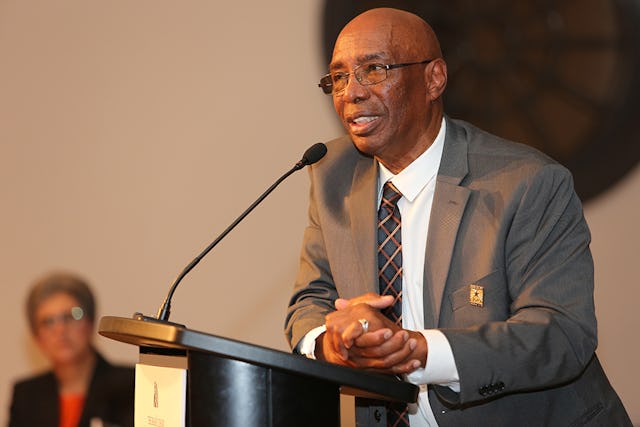 This year's keynote speaker at the annual lecture of the Baha'i Chair for World Peace was Jabari Mahiri, Professor of Education and the William and Mary Jane Brinton Family Chair in Urban Teaching at the University of California, Berkeley. Dr. Mahiri believes that it is time to re-examine the terms on which race is discussed and racial justice pursued.