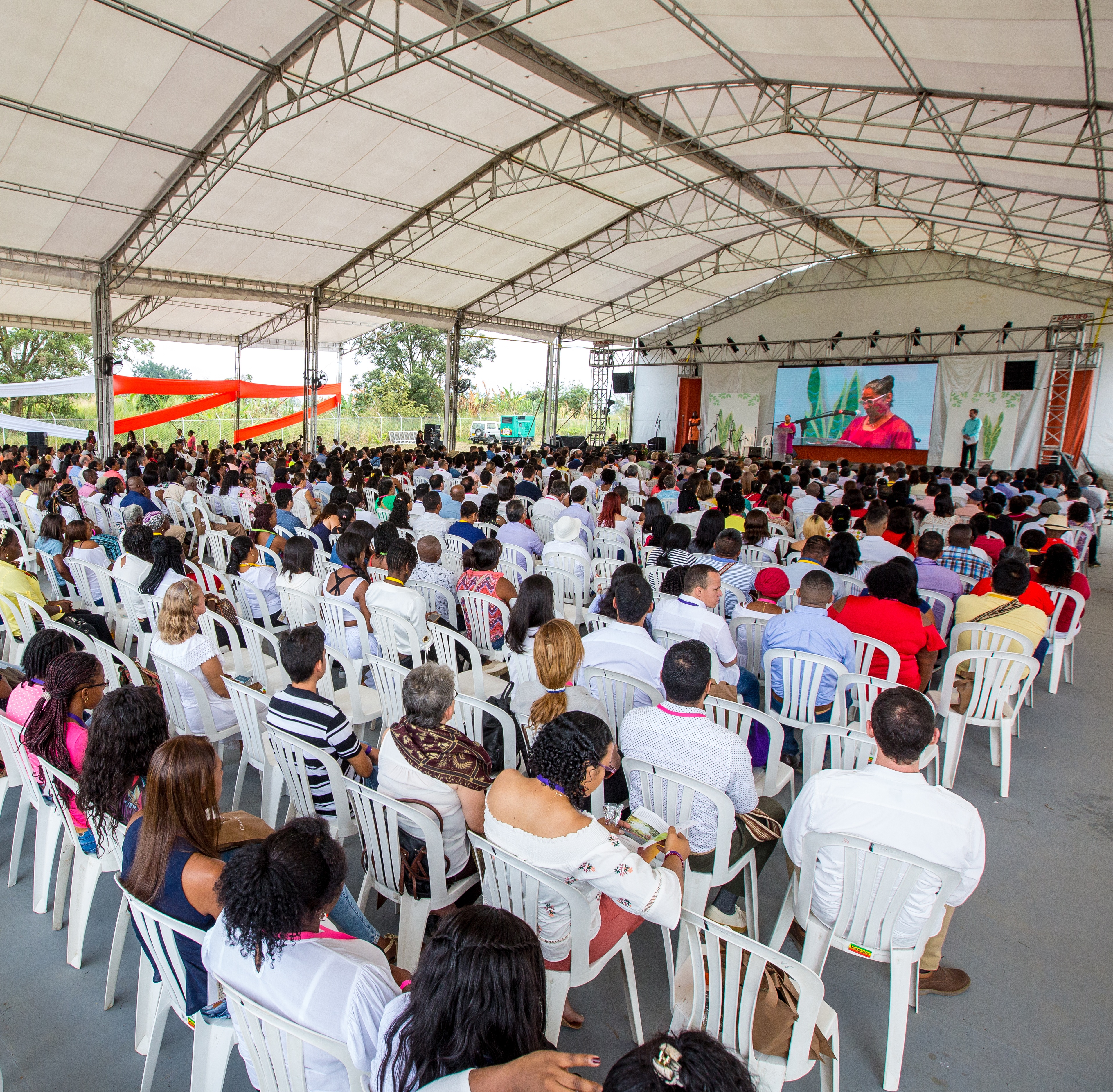 Mrs. de Sadeghian addresses the gathering of more than 1,000 people during the dedication ceremony.