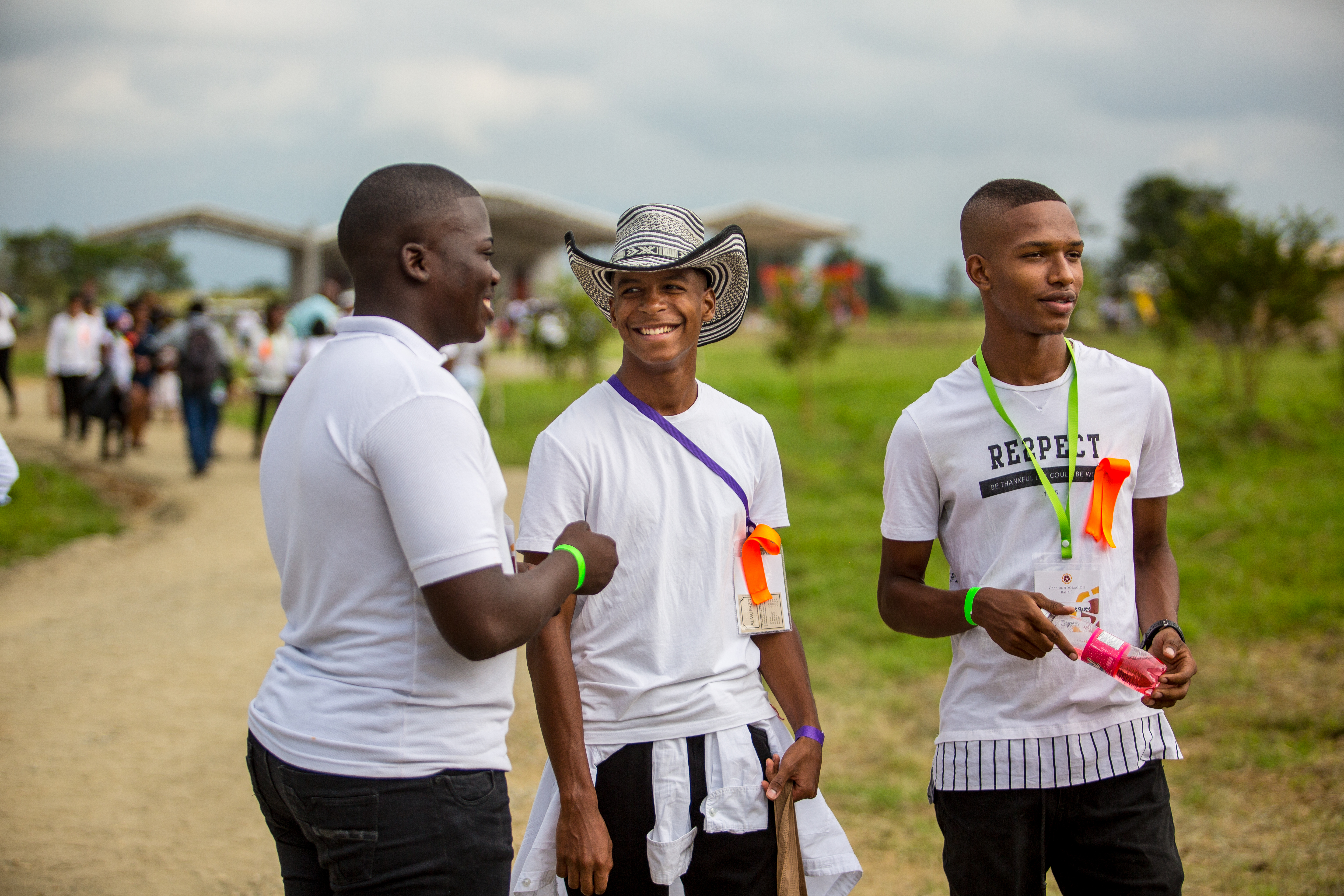 Many youth participated in the dedication ceremony.
