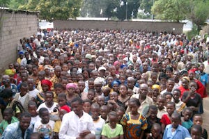The Baha’i conference in Uvira attracted nearly 800 people, some from the war zone to the north and even a few from Rwanda and Burundi.
