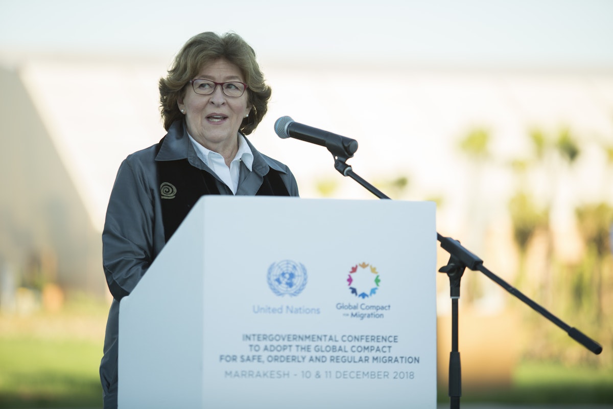Louise Arbour, representante especial del secretario general para las migraciones internacionales, habla durante la ceremonia de apertura de la reciente conferencia de la ONU sobre migraciones. (Fotografía de la ONU/Abdelouahed Tajani)