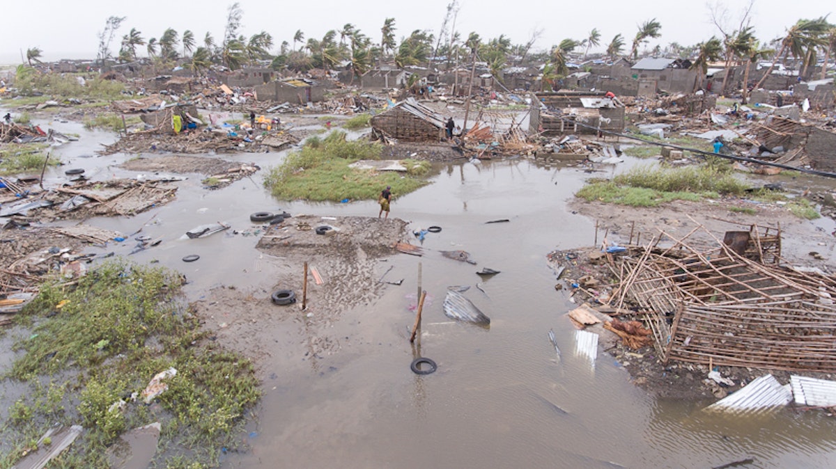 Vue aérienne montrant la destruction de maisons à Praia Nova à Beira après le cyclone Idai le 15 mars. (Crédit : Fédération Internationale des Sociétés de la Croix-Rouge et du Croissant-Rouge)