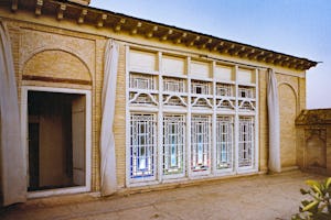 The latest episode of the Bahá’í World News Service podcast focuses on the historic declaration of the Báb. This photo shows the upper portion of the House of the Báb.