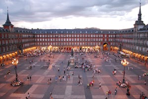 A university course in Madrid, co-organized by Spain’s Baha’i community, brought together emerging and leading perspectives from academics, journalists, and government and military officials who are grappling with violent radicalization. (Credit: Sebastian Dubiel, [Wikimedia Commons](https://commons.wikimedia.org/wiki/File:Plaza_Mayor_de_Madrid_06.jpg))