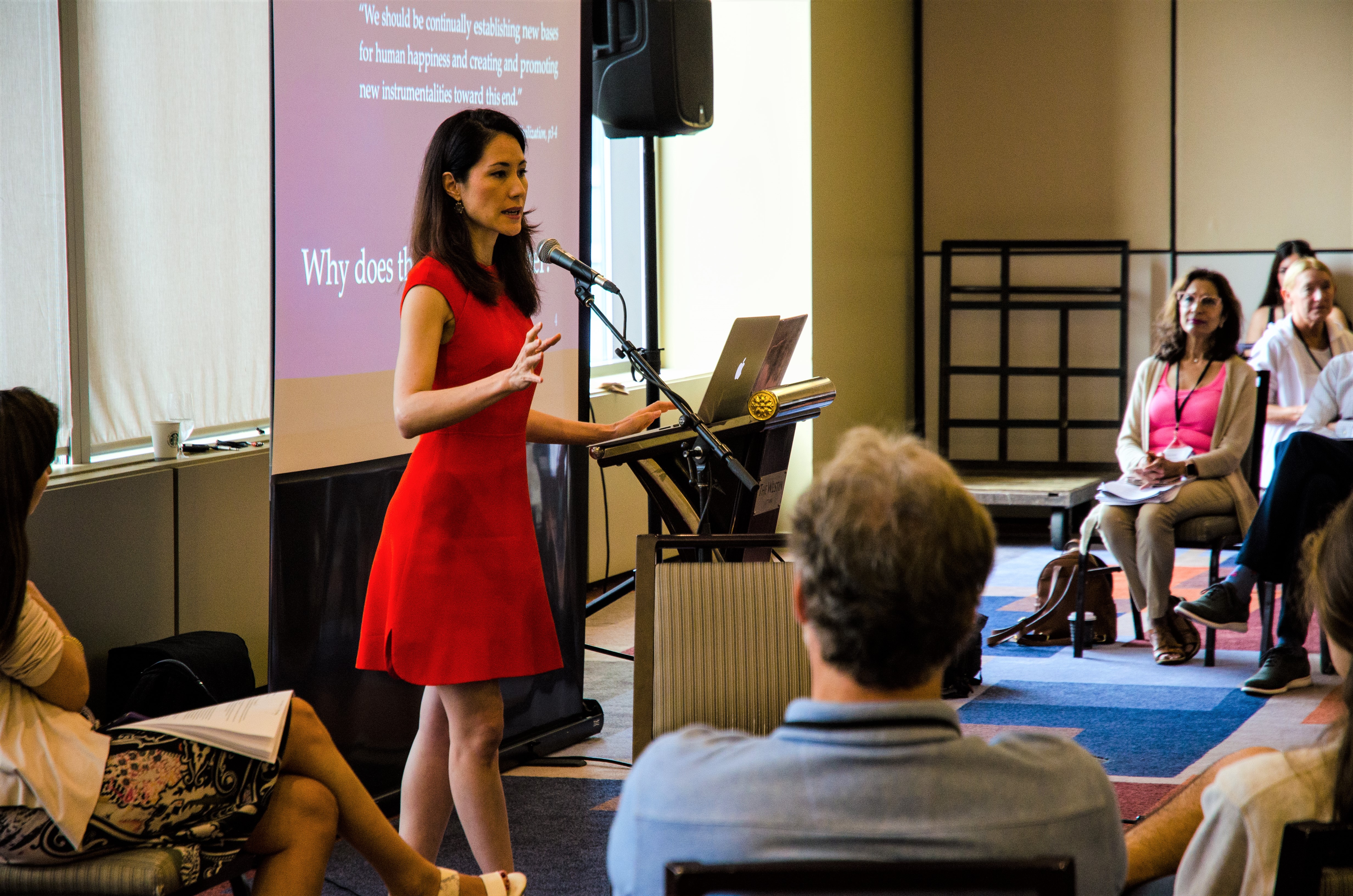 Emily Chew speaks during a breakout session about the application of spiritual principles to economics at the 43rd annual Association for Baha’i Studies conference in Ottawa, Ontario, Canada. (Credit: Louis Brunet)
