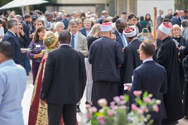 Two hundred people, among them Haifa Mayor Einat Kalisch-Rotem, public servants, university officials, and civil society actors, attended a reception earlier today, held in honor of the bicentenary of the birth of the Bab.