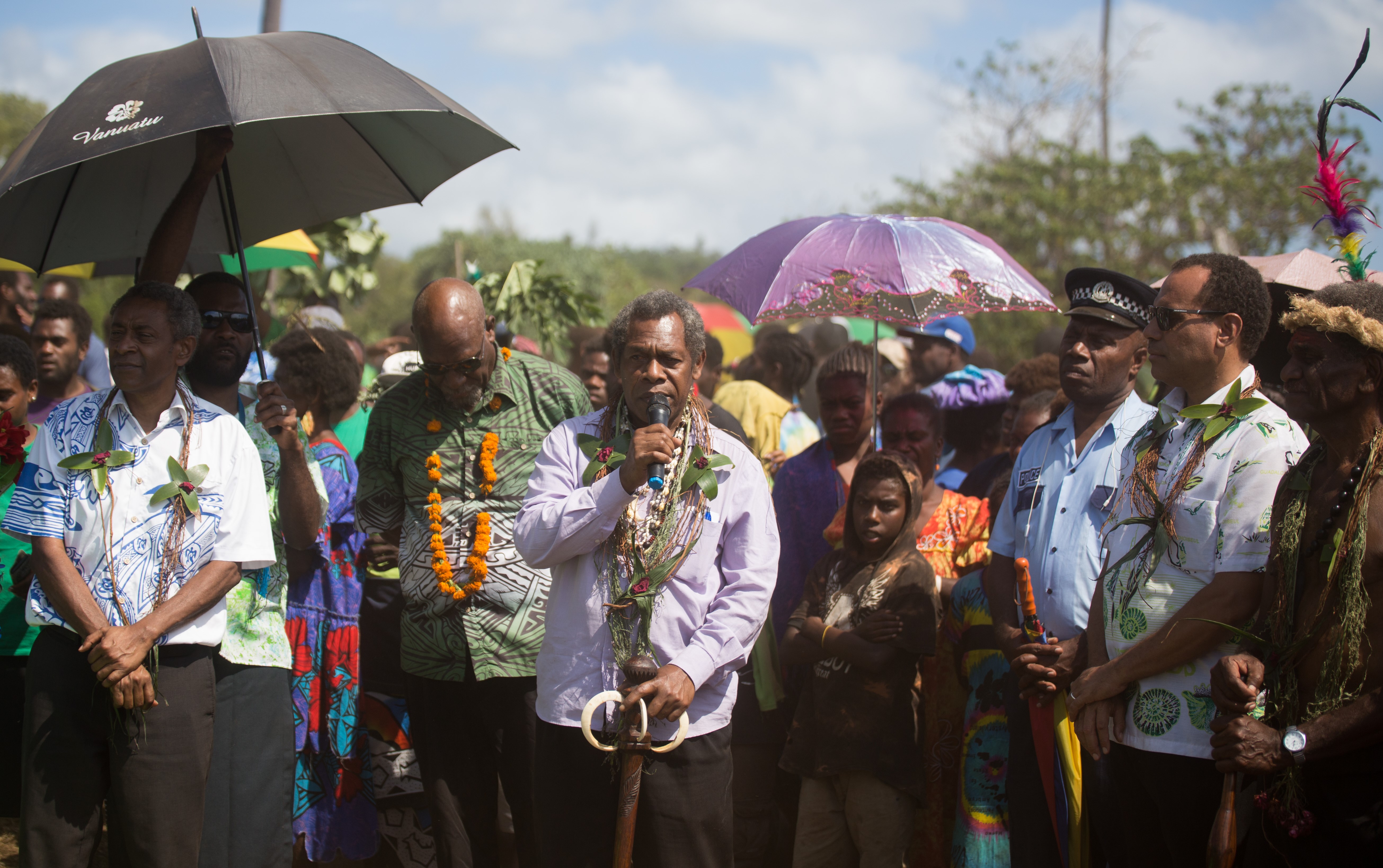 President of the Malvatumauri National Council of Chiefs Willie Plasua attended the groundbreaking ceremony with the entire 17-member council, an unprecedented act for the group.