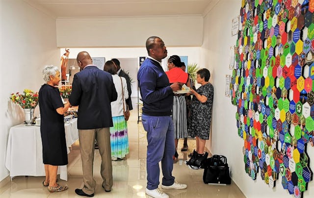 South Africa’s Baha’i community held a bicentenary celebration for national dignitaries.