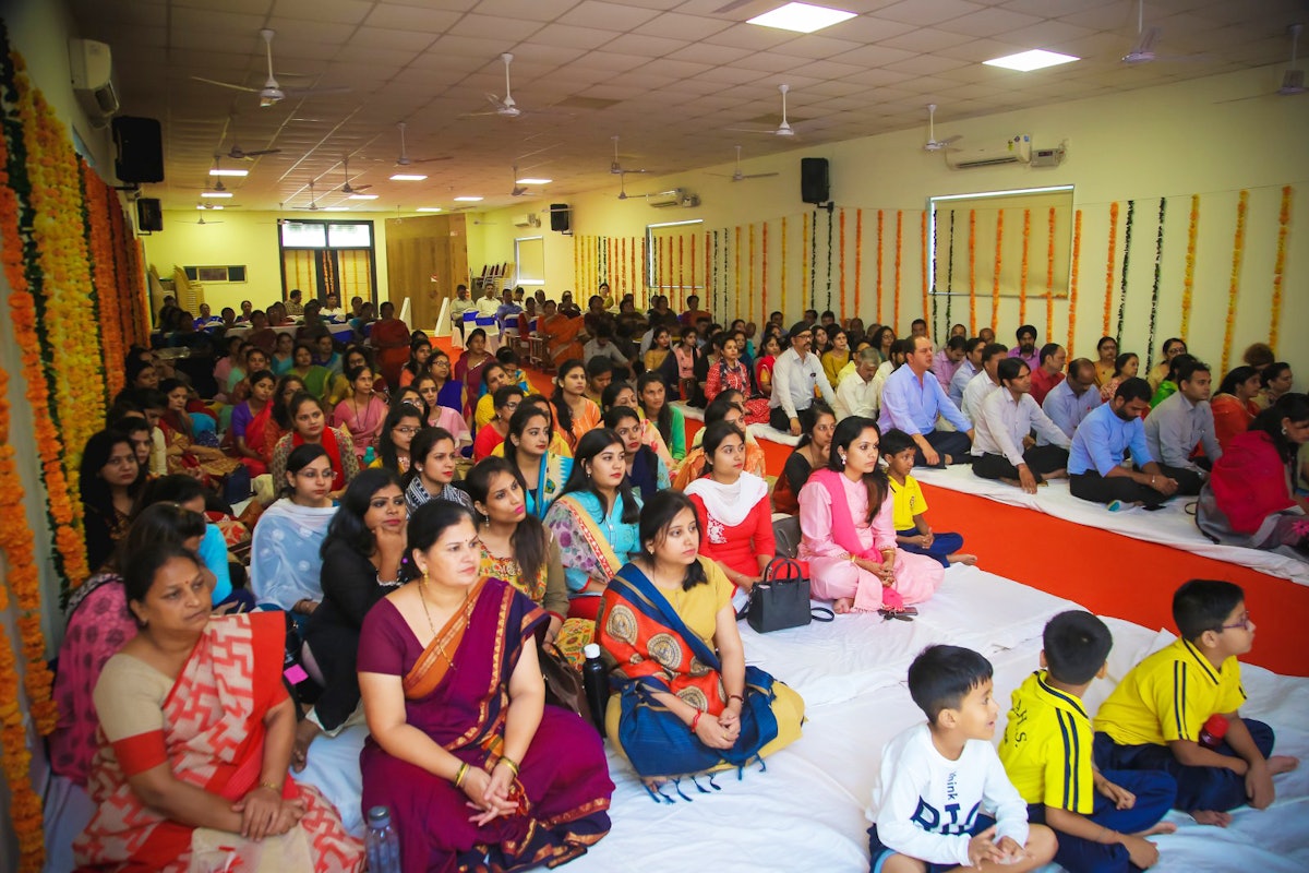 Una celebración del bicentenario en un instituto de secundaria de Gwalior, India