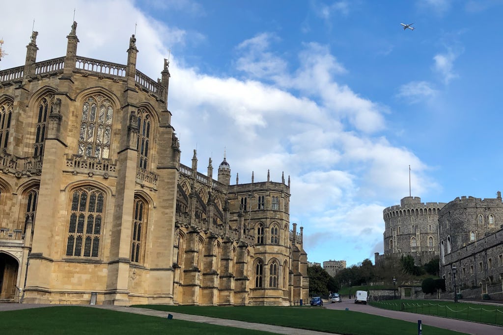 دانشمندان، نمایندگان جامعهٔ مدنی و رهبران دینی در انگلستان به این سوال می پردازند که چگونه دین میتواند الهامبخش فکر و عمل سازنده در ارتباط با مسائل تغییرات اقلیمی باشد.