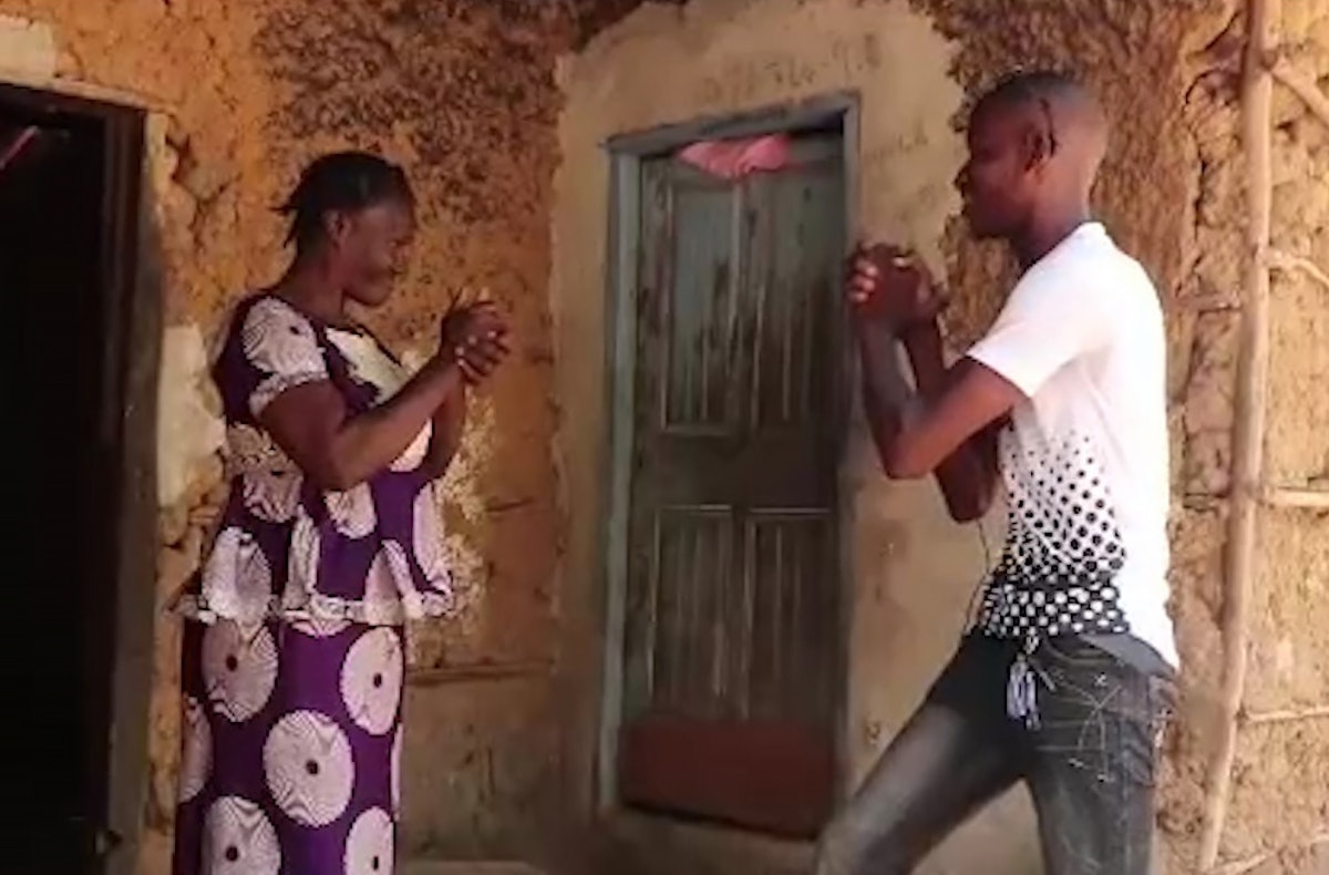 جوانان با استفاده از موسیقی و داستان‌گویی فیلمی ساختند که به جامعه‌شان در جلوگیری از انتشار بیماری ویروس کرونا (کووید-19) کمک می‌کند.