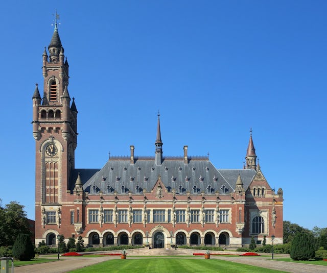 The commemoration of the 100th anniversary of the arrival of the First Tablet to The Hague to its destination was originally planned to take place at the Peace Palace but was later moved online due to the coronavirus outbreak.