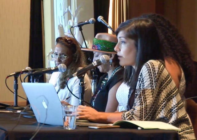 Fotografía tomada en la conferencia del año anterior. El objetivo de la Asociación de Estudios Bahá'ís es crear espacios en los que se pueda investigar las enseñanzas bahá’ís, ponerlas en relación con los distintos puntos de vista de la humanidad en diferentes campos e intentar aplicarlas a sus problemas y desafíos actuales.