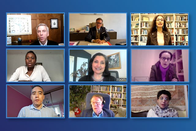 جامعهٔ جهانی بهائی در آستانهٔ هفتاد و پنجمین سالگرد تأسیس سازمان ملل متحد از بیانیهای رونمایی کرد و در آن از مقامات این سازمان، سفیران کشورهای عضو، سازمانهای غیردولتی و سایر فعالان اجتماعی دعوت کرد تا موضوعات مرتبط با حرکت نوع بشر به سوی صلح جهانی را بررسی کنند.