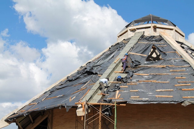 Construction of the local House of Worship in Matunda Soy, Kenya, is now at an advanced stage of completion. Work on the roof and decoration of doorways and external walls is underway. A reception center and other ancillary buildings on the site are also nearing completion.