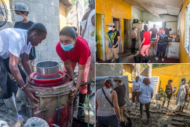 Volunteers coordinated by the emergency committee transport donated mattresses for families in the hard-hit city of San Pedro Sula, where many people have lost their homes.