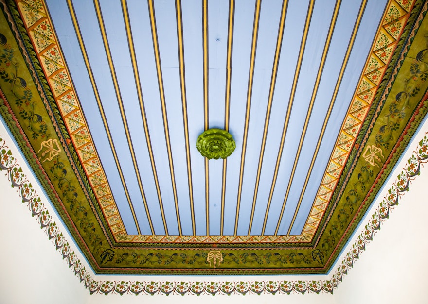 Un plafond restauré dans la maison de ‘Abbúd.