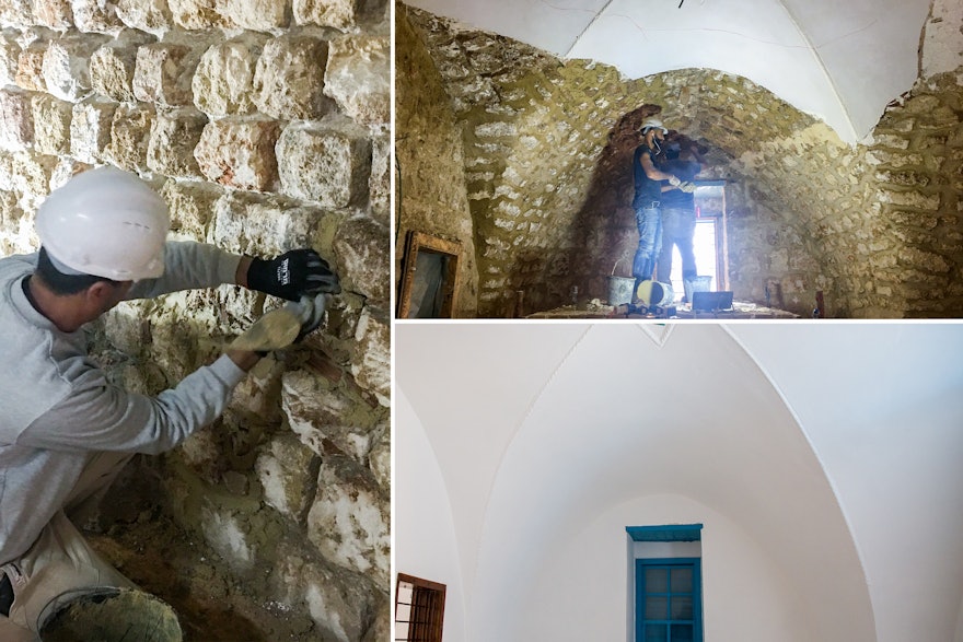 L’un des principaux aspects de la restauration de la maison de ‘Abbúd consistait à replâtrer quelque 5 000 mètres carrés de murs intérieurs et extérieurs. Du plâtre à base de chaux, recommandé par les experts en conservation pour la réhabilitation des bâtiments historiques, a été utilisé. Le nouveau plâtre et la peinture empêcheront l’accumulation d’humidité à l’intérieur des murs.