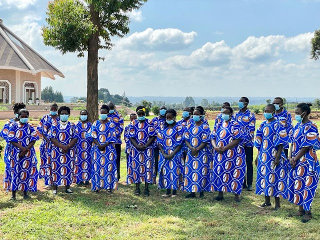 The dedication ceremony included performances by local choirs from Matunda Soy.