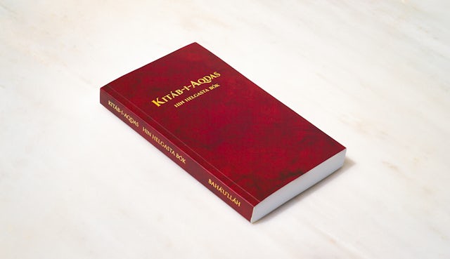 Kitáb-i-Aqdas: Kitab Suci Bahá’í yang diterbitkan dalam bahasa Islandia