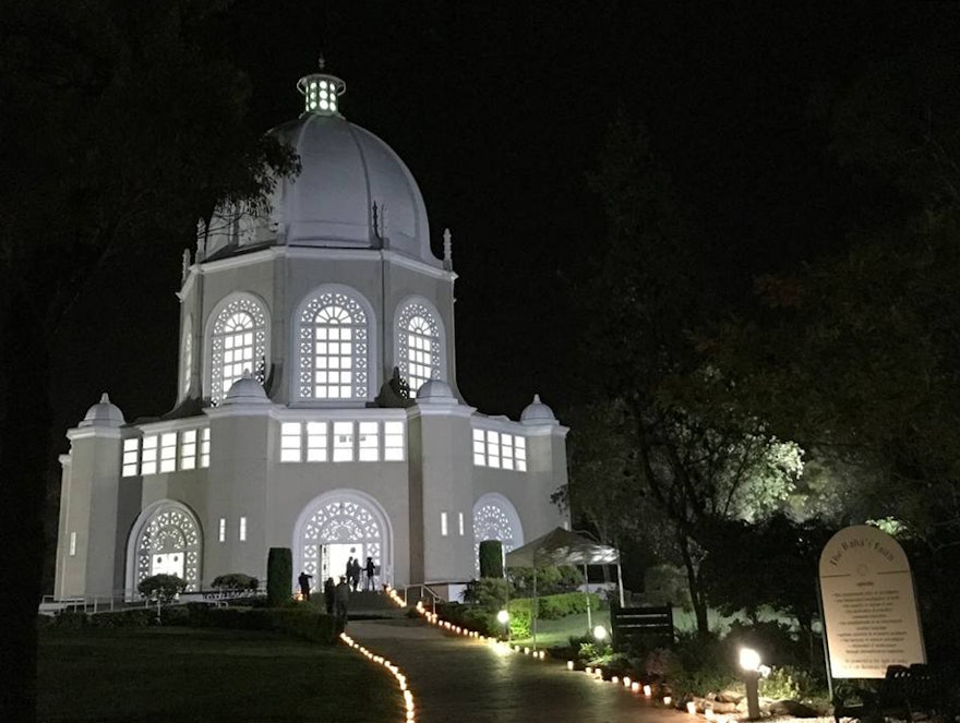 La Casa de la Adoración de Sídney (Australia), la noche de la conmemoración.