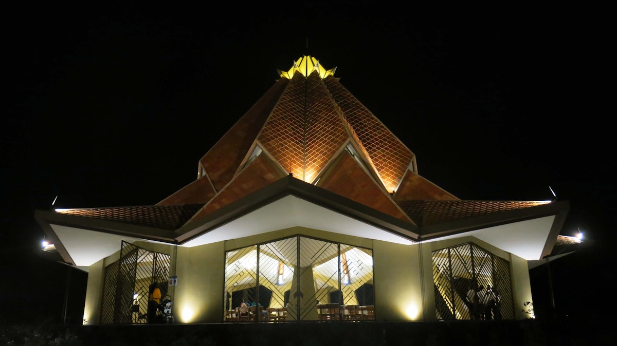 A night view of the local Bahá’í House of Worship in Norte del Cauca, Colombia.
