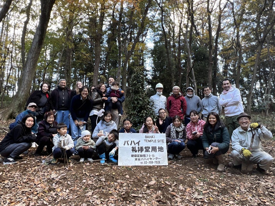 In Japan, a group of friends gathered to plant trees in honor of the centenary.