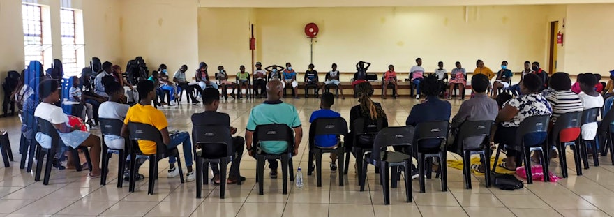 Participants à une conférence au Lesotho réunis pour discuter des moyens de favoriser davantage des communautés dynamiques qui contribuent au progrès spirituel et matériel de la société.