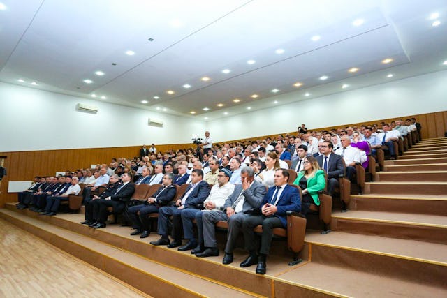 Участники двухдневной конференции исследовали представления о национальной идентичности, основанные на принципе единства в многообразии.