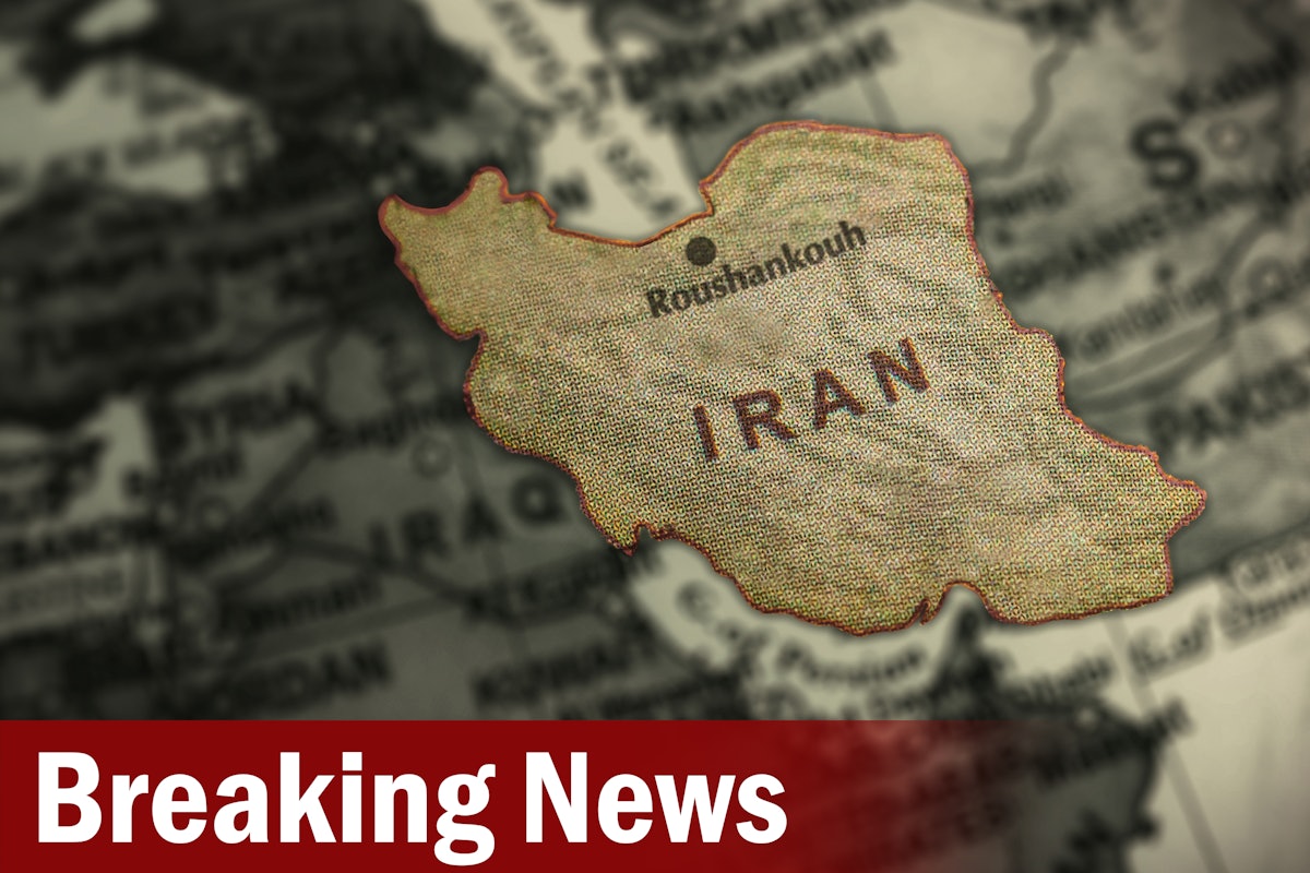 En una cruel escalada, unos 200 agentes del Gobierno iraní han acordonado el pueblo de Roushankouh, donde vive un gran número de baháʼís, y han derribado sus hogares.