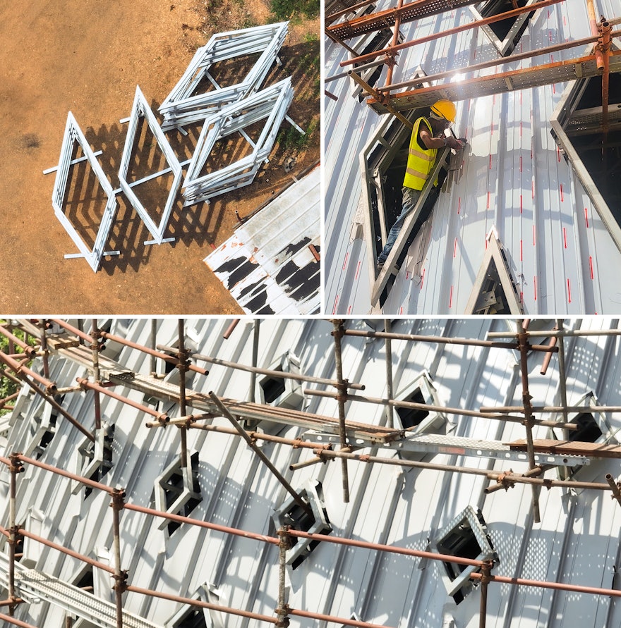 En los últimos meses se han fabricado e instalado in situ unos 270 marcos de soporte para ventanas. Estas ventanas permitirán que la luz natural llene el interior de la Casa de Adoración.