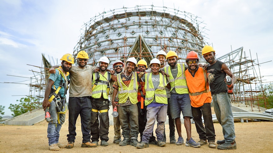 Una imagen de algunos integrantes del equipo de construcción.