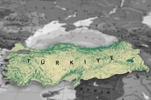 کمیته اضطراری محفل ملی بهائیان ترکیه عملیات امدادرسانی را از طریق شبکه‌های غیررسمی ارتباطی میان افراد مشارکت‌کننده در اقدامات جامعه‌سازی هماهنگ می‌کند.