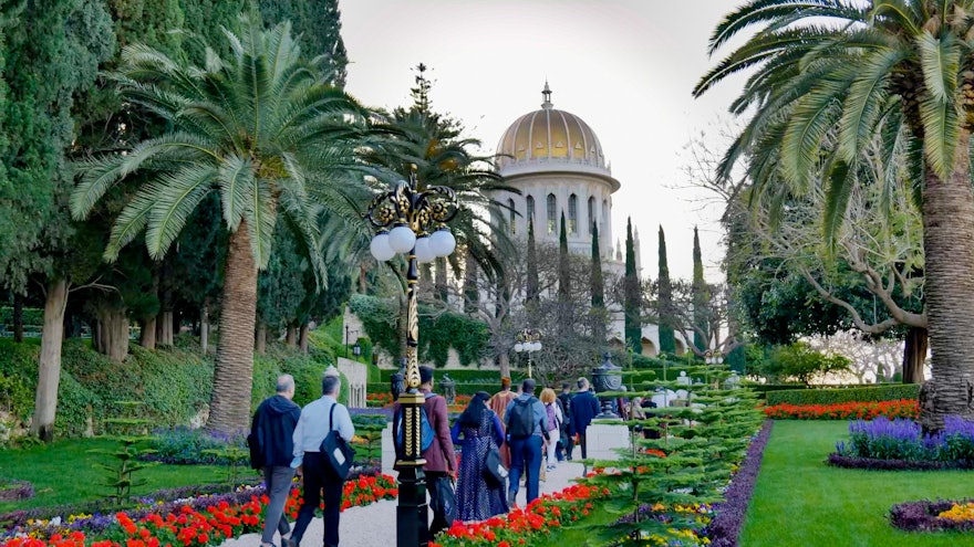 Participants approach the Shrine of the Báb on their first day.