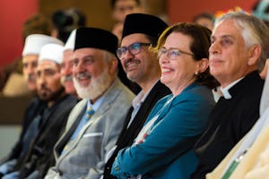 Distinctive Bahá’í electoral process explored at special reception which brought together dignitaries and Bahá’í delegates attending the International Bahá’í Convention.