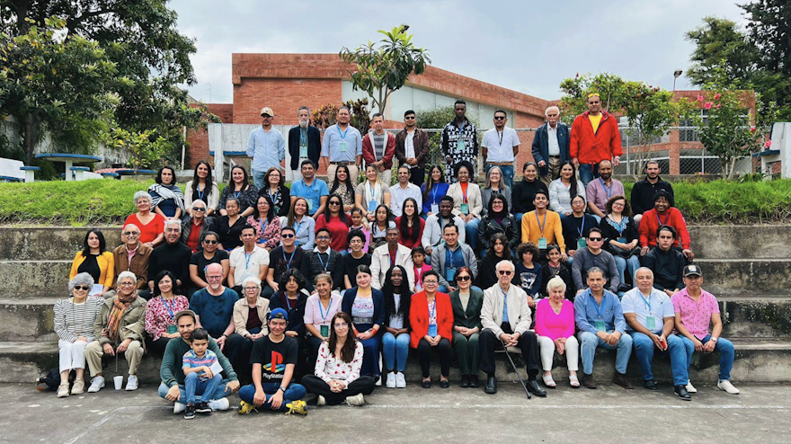 Entre los asistentes a la 63ª convención nacional de los bahá’ís de Ecuador se contaban los 30 delegados representantes de las comunidades de todo el país.