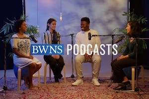 En este último episodio del podcast, escuchamos reflexiones de gente joven sobre el papel de las Casas de Adoración bahá’ís en el fortalecimiento de la vida comunitaria. 