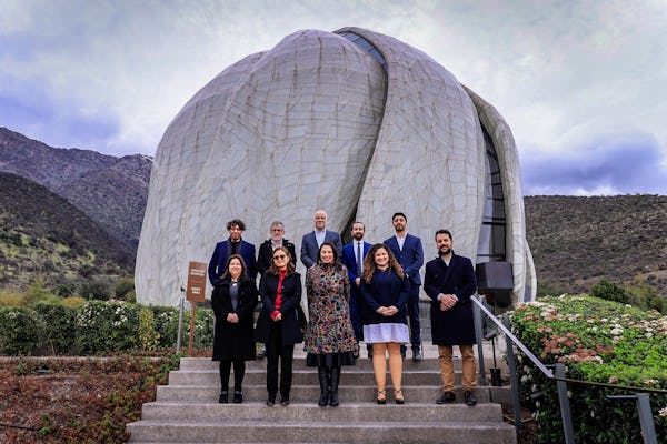 Las Casas de Adoración: Representantes gubernamentales analizan la cohesión social en el templo de Chile