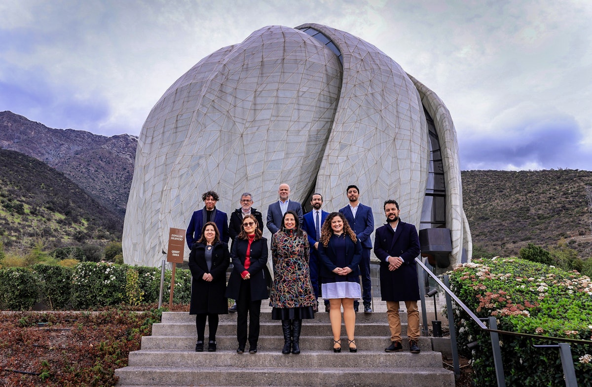 A recent gathering held at the Bahá’í House of Worship in Santiago explores how religion can contribute to building a more cohesive society.