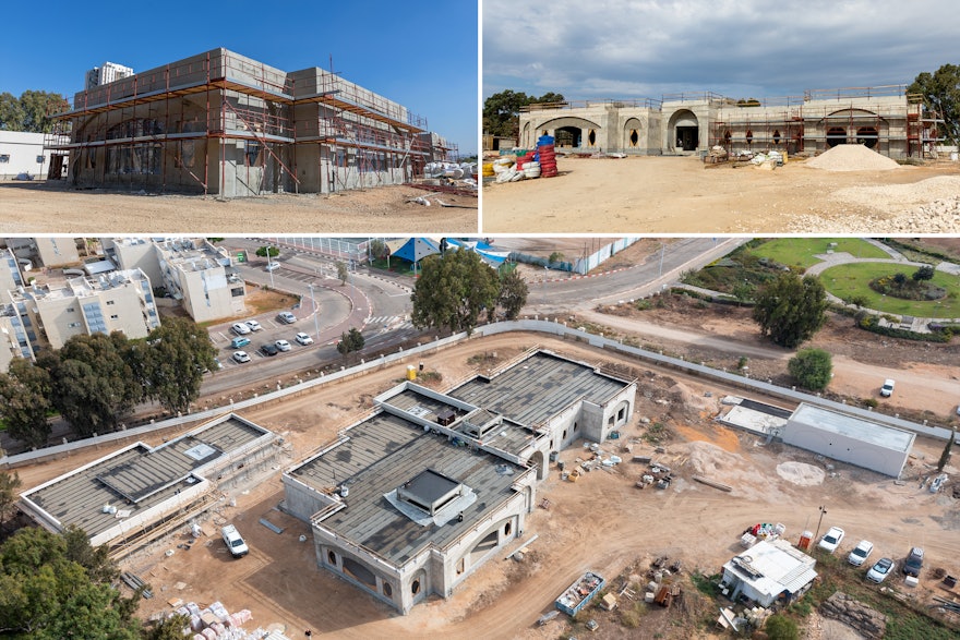 Vue du progrès de la construction dans le centre d’accueil des visiteurs d’Acre en travaux.