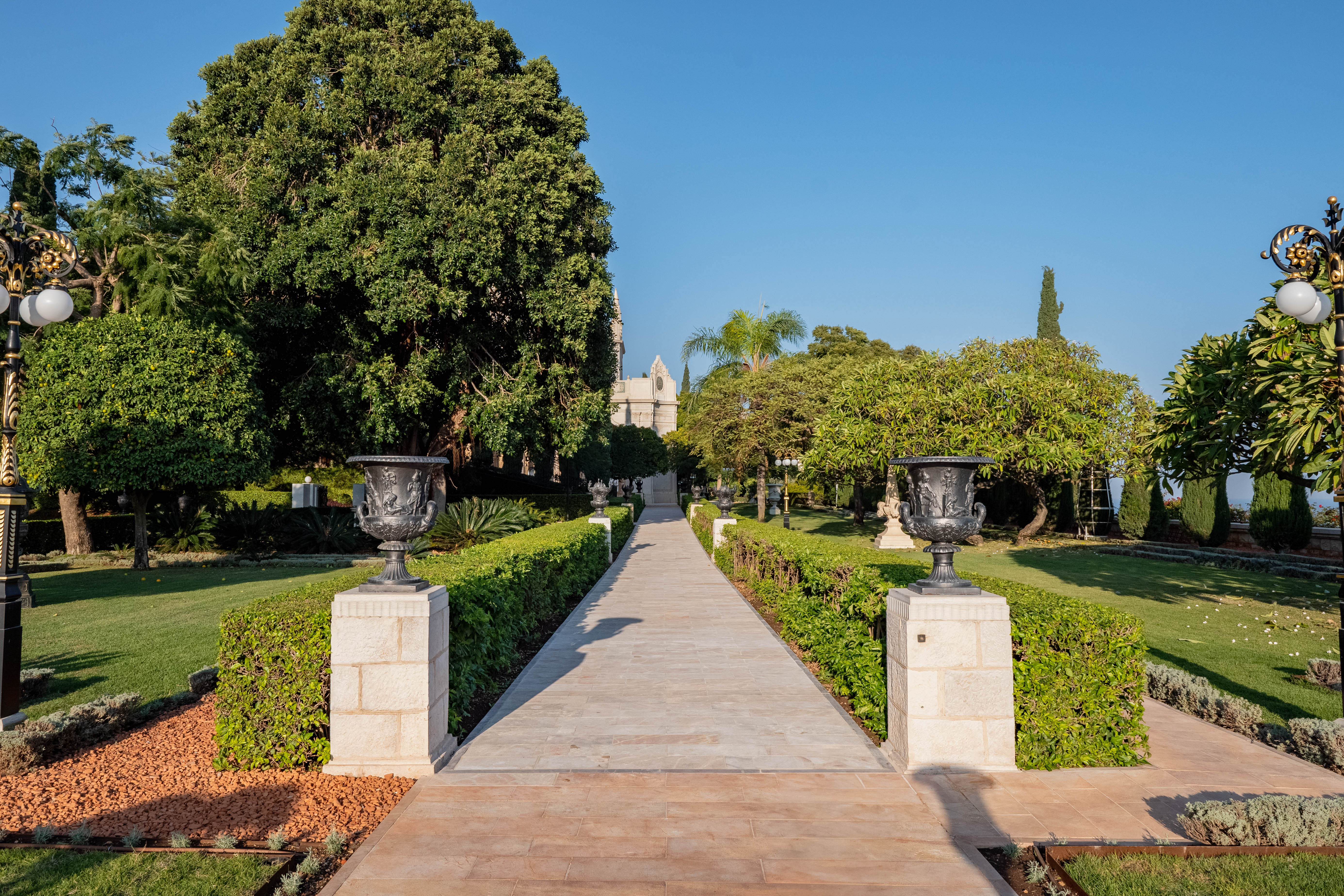 The main accessibility path approaching the Shrine from the east.