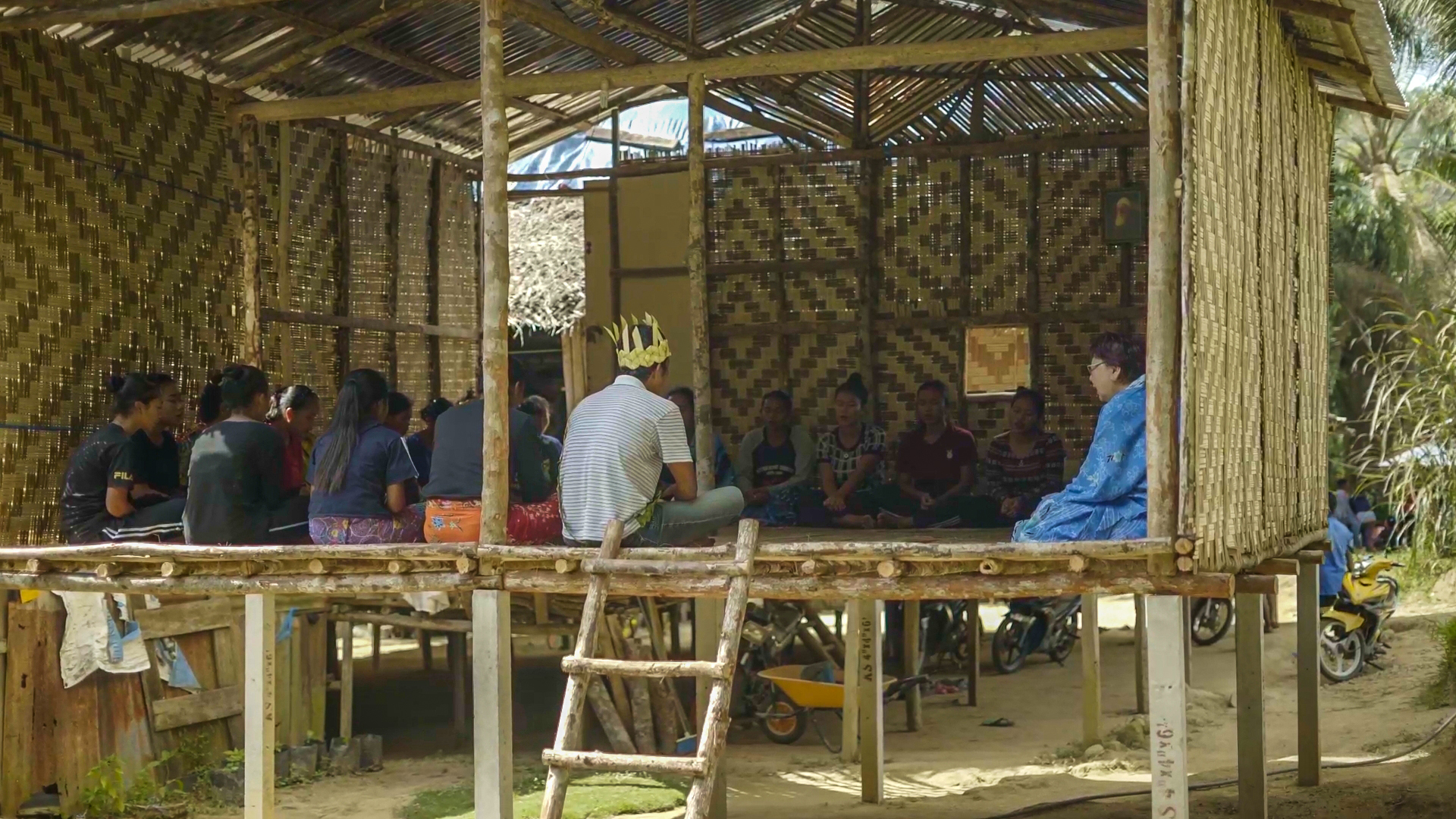In Orang Asli villages, an increasing number of people are drawing on Bahá’í principles, such as consultation and the oneness of humanity, to build resilient communities that can collectively address the challenges of daily life. 
