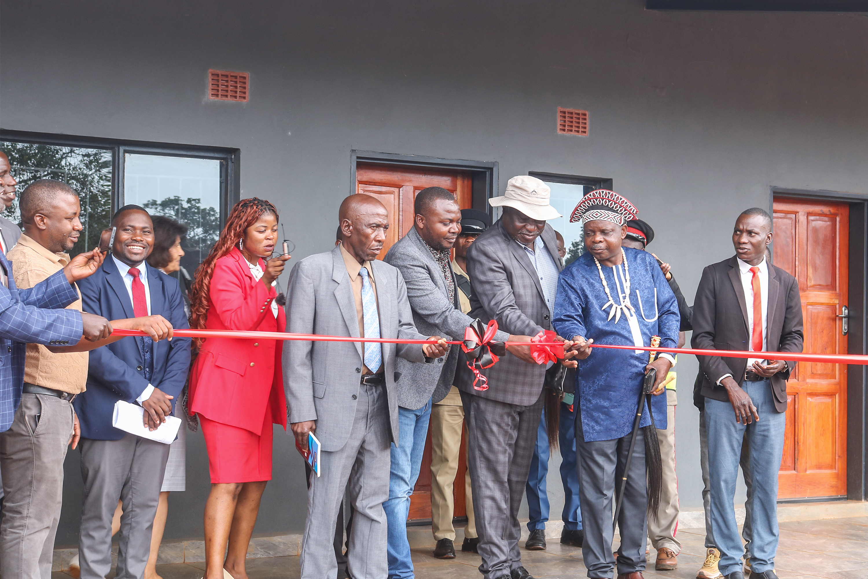 View of the opening ceremony for the Kaseloki Secondary School.   