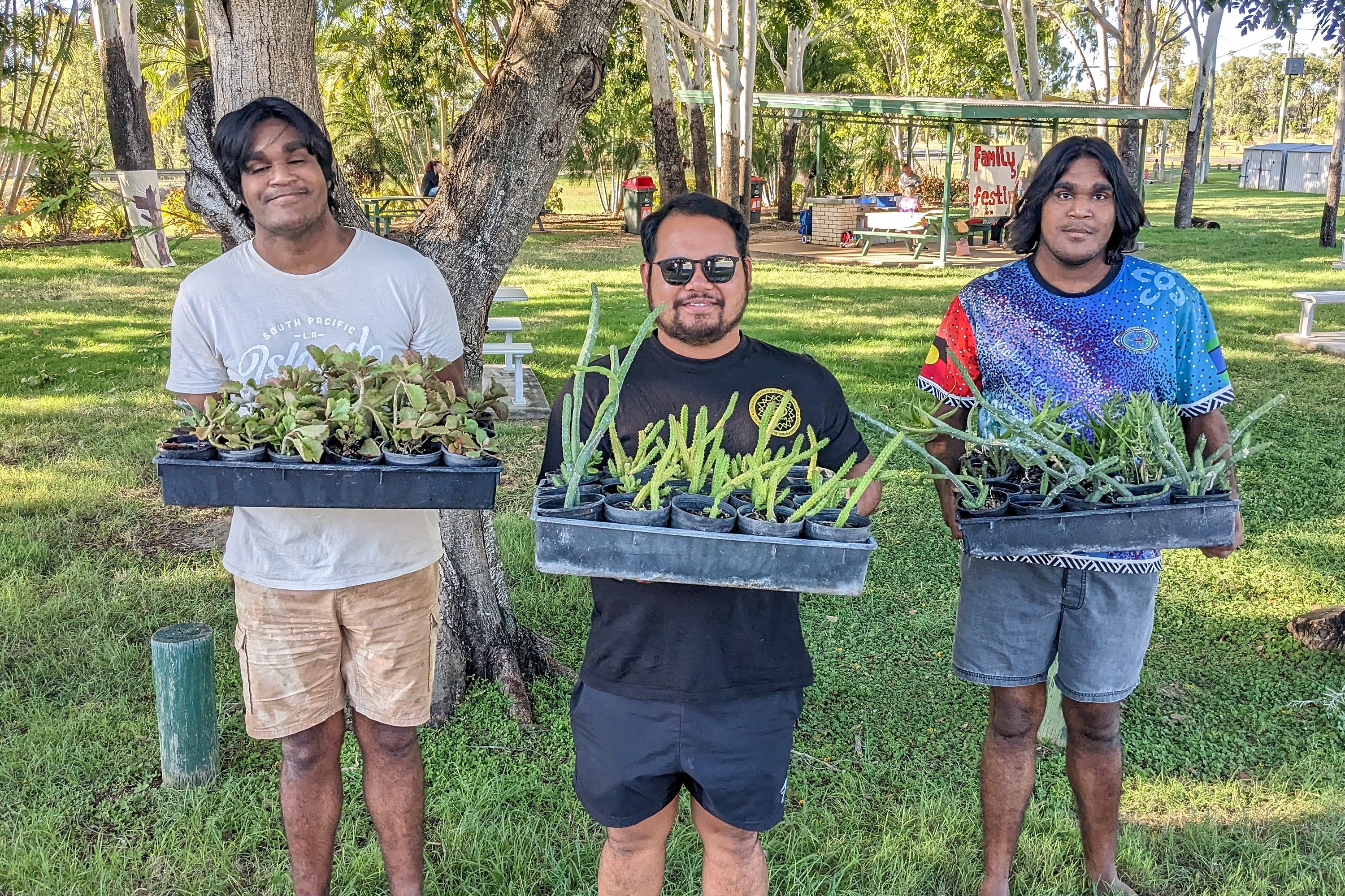 Les jeunes font partie des nombreux participants aux initiatives agricoles de Gracemere.